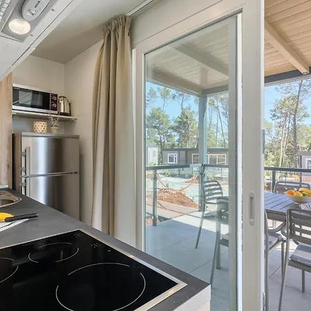 3 Bedroom Stunning Stacaravan In Vabriga Camping 5*
