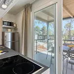 3 Bedroom Beautiful Stacaravan In Vabriga Camping 5*