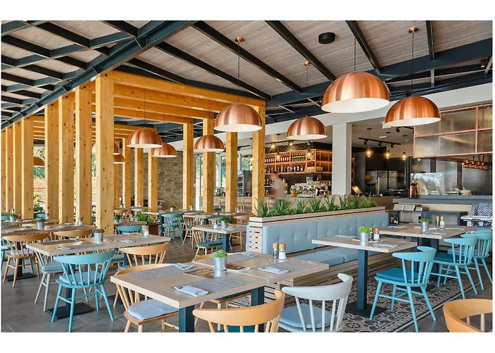 Campeggio 3 Bedroom Beautiful Stacaravan In Vabriga 5*