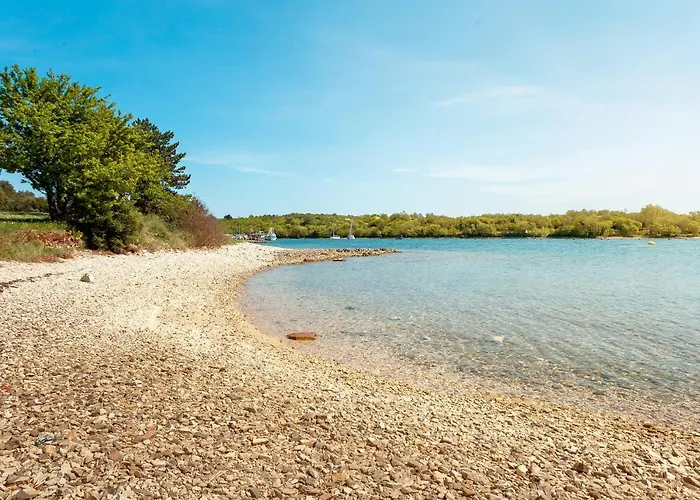 Кемпінг 3 Bedroom Beautiful Stacaravan In Vabriga 5*