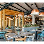 Campsite 3 Bedroom Beautiful Stacaravan In Vabriga 5*