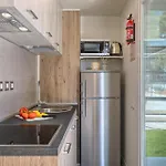 3 Bedroom Beautiful Stacaravan In Vabriga 5* Porec