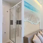 3 Bedroom Beautiful Stacaravan In Vabriga Campsite Porec