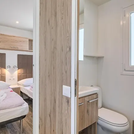 3 Bedroom Stunning Stacaravan In Vabriga Campsite