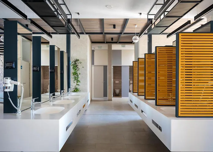 3 Bedroom Beautiful Stacaravan In Vabriga Kemp Poreč